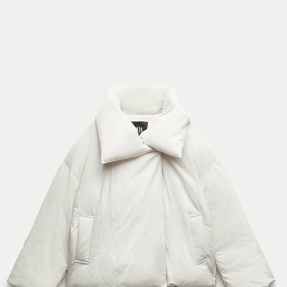 Zara Women's White Puffer Jacket